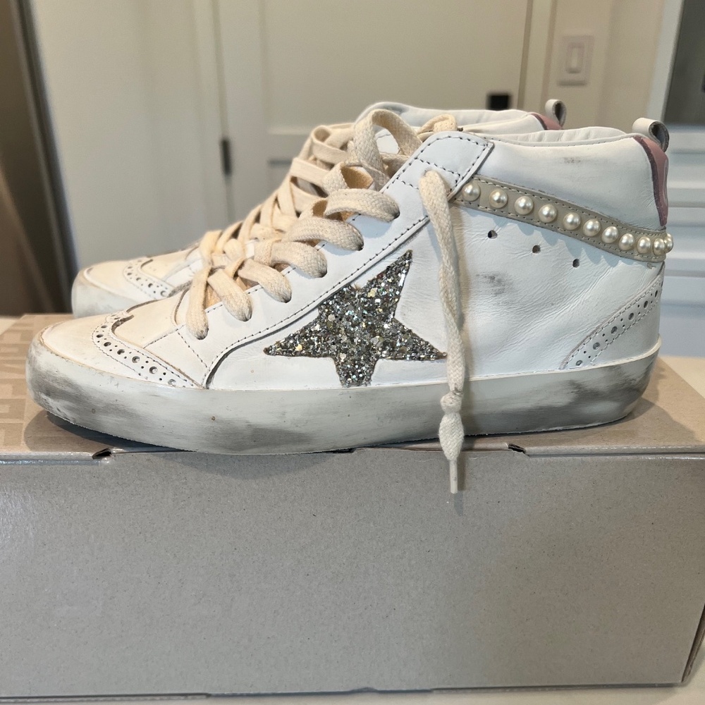 Mid-Rise Golden Goose Sneakers with pearls